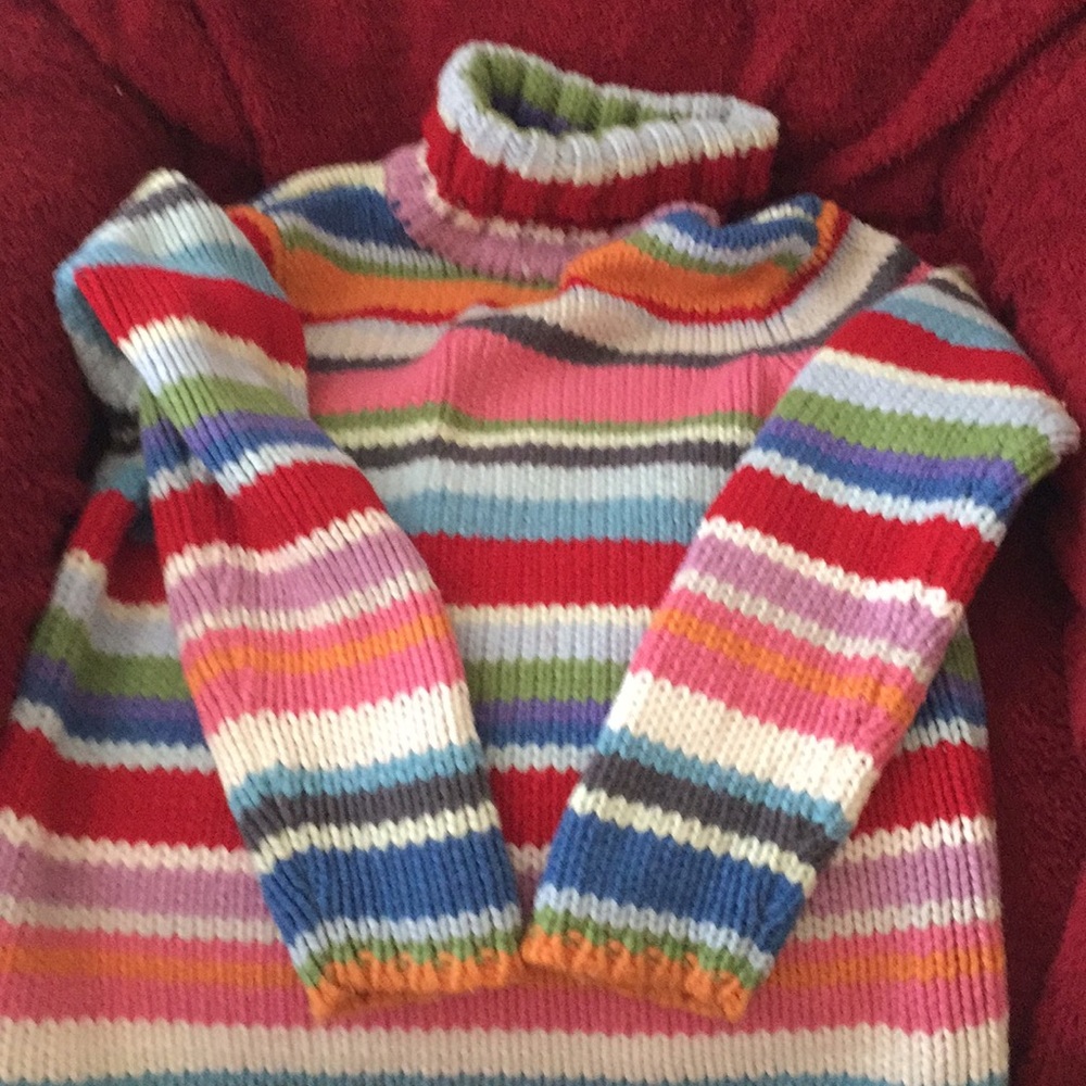 Gap sweater